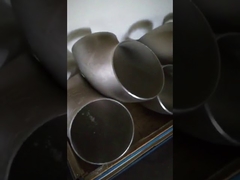 usine de montage de tuyaux